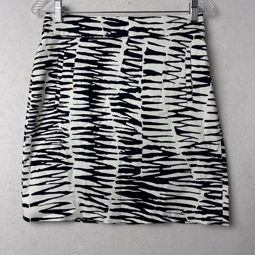 Banana Republic Trina Turk Zebra Print Pencil Skirt Black White Summer 2012 Sz 2